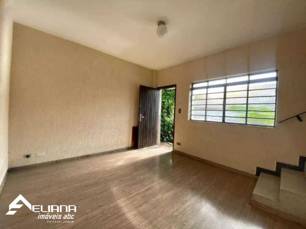 Sobrado à venda com 2 quartos, 102m² - Foto 1