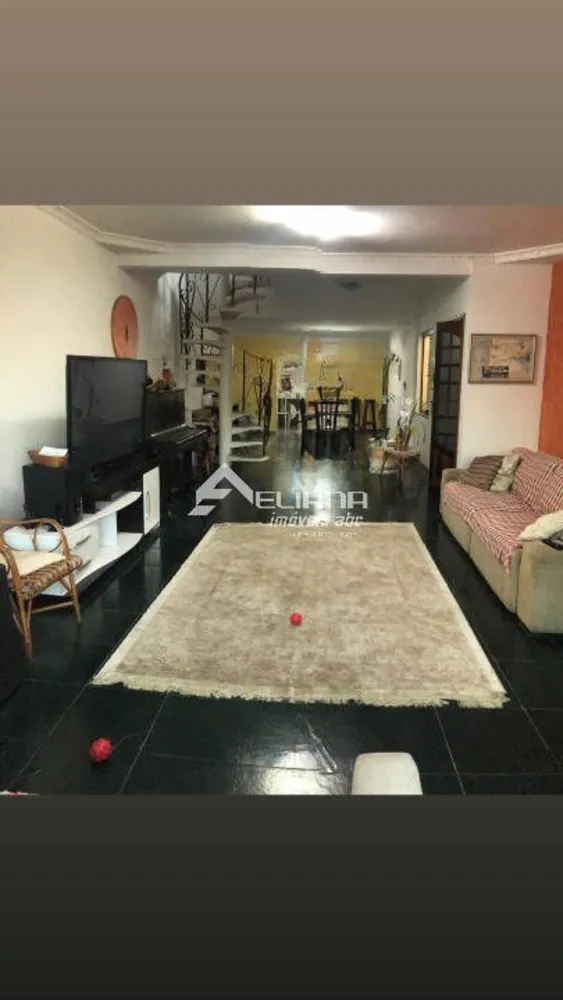 Sobrado, 3 quartos, 310 m² - Foto 1