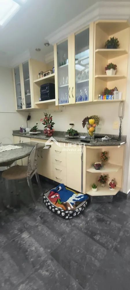 Apartamento, 3 quartos, 190 m² - Foto 11