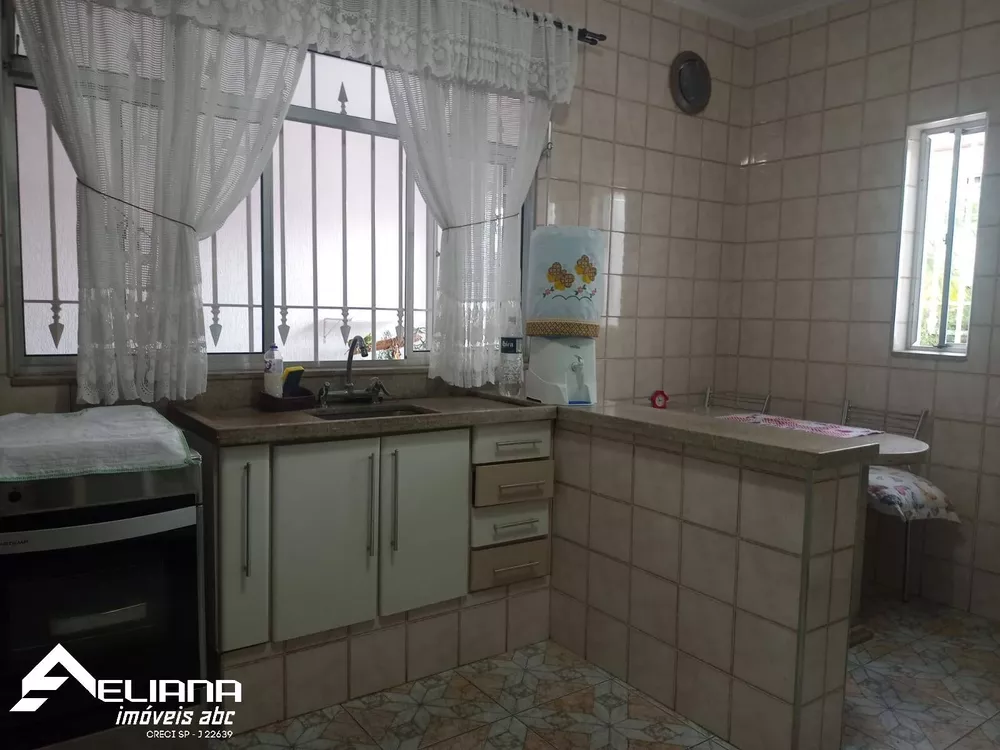 Sobrado à venda com 3 quartos, 150m² - Foto 2