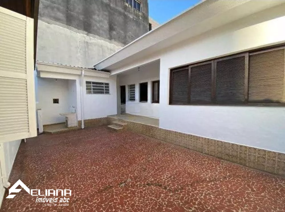 Sobrado à venda com 2 quartos, 312m² - Foto 2