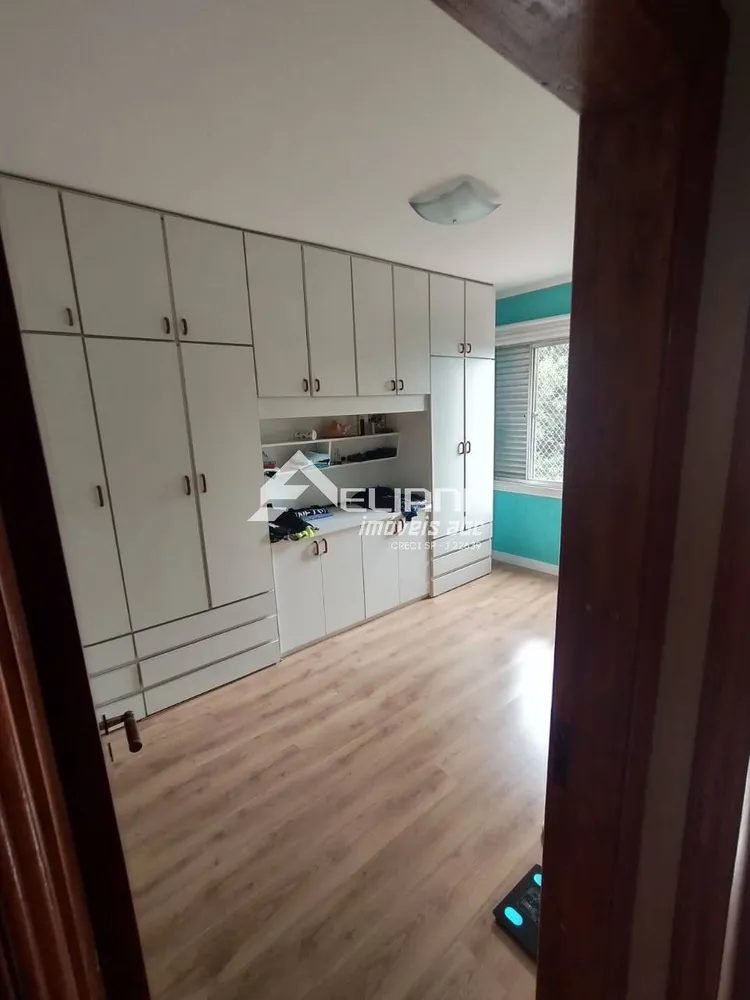 Apartamento, 3 quartos, 120 m² - Foto 1