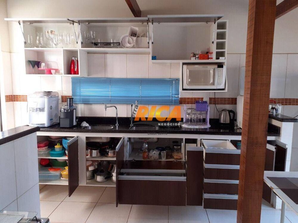 Casa, 2 quartos, 235 m² - Foto 3