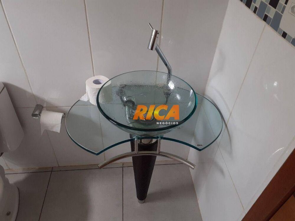 Casa, 2 quartos, 235 m² - Foto 18