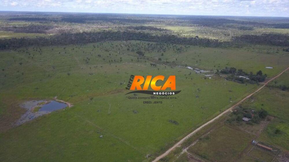 Fazenda à venda com 2 quartos, 2030000M2 - Foto 11