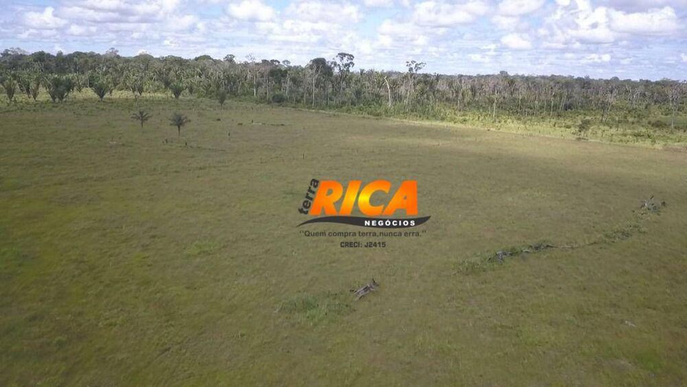 Fazenda à venda com 2 quartos, 2030000M2 - Foto 17