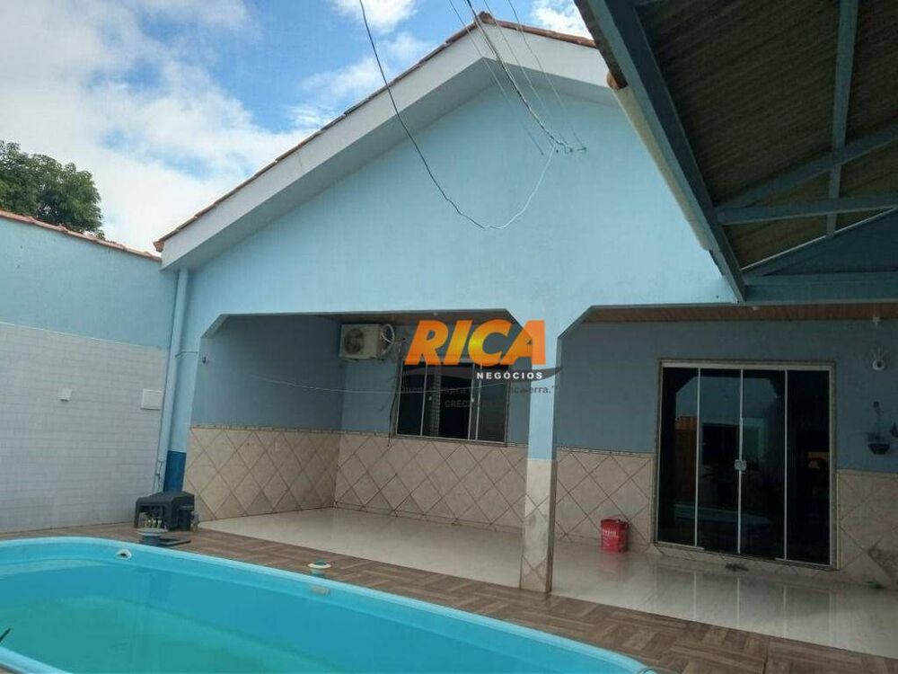 Casa à venda com 3 quartos, 300m² - Foto 3