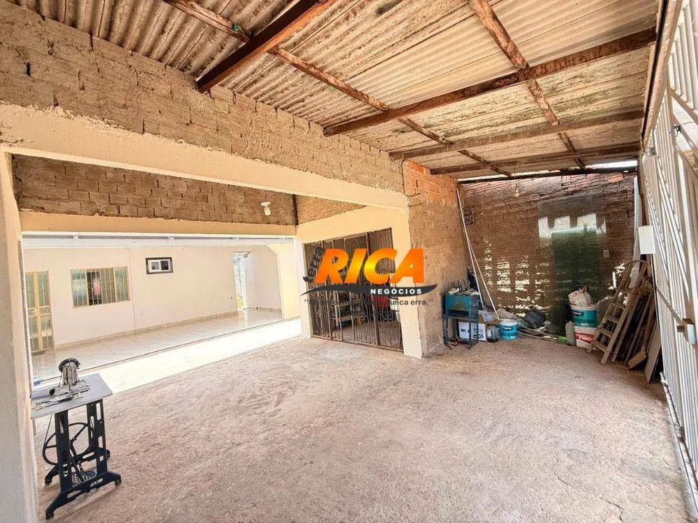 Casa, 3 quartos, 250 m² - Foto 3
