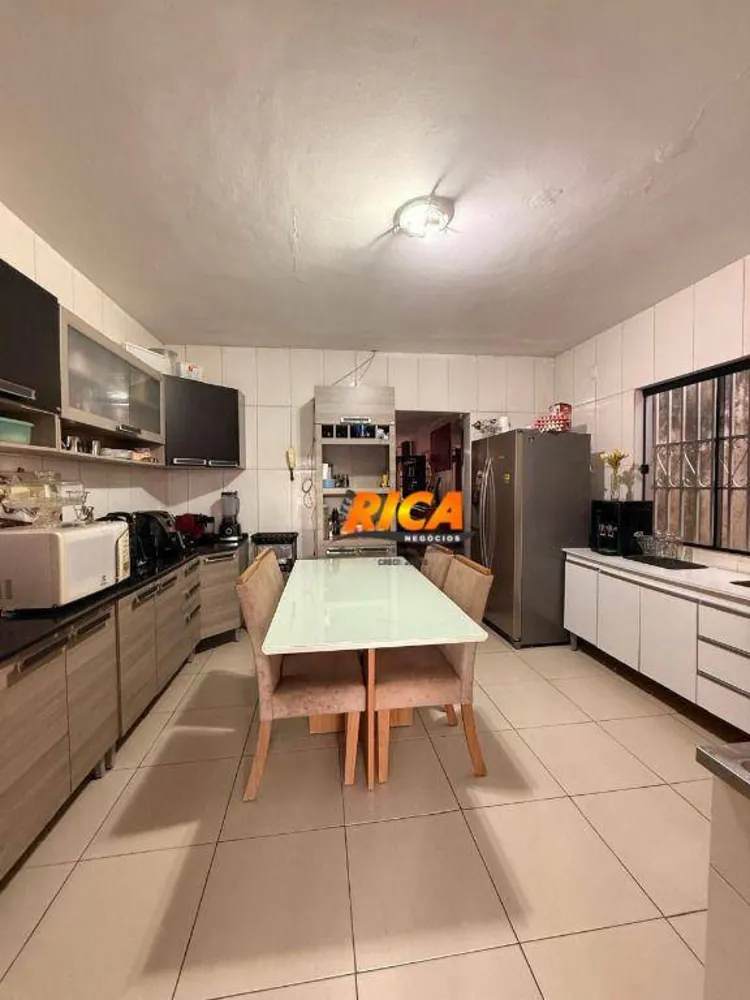 Casa, 3 quartos, 338 m² - Foto 3