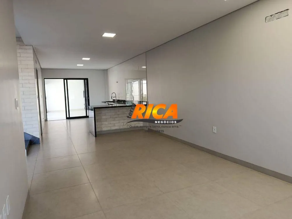 Sobrado, 4 quartos, 174 m² - Foto 1