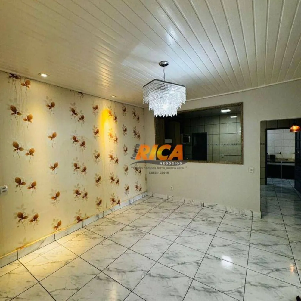 Casa, 3 quartos, 210 m² - Foto 4