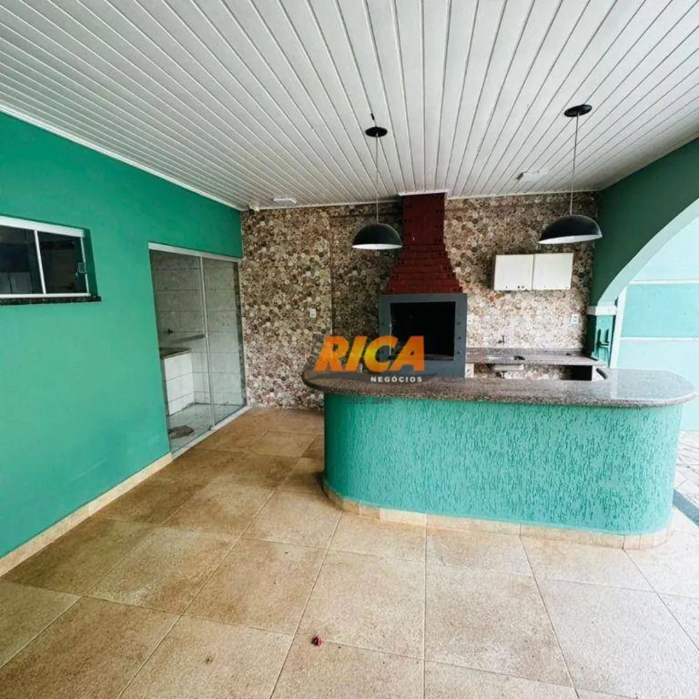 Casa, 3 quartos, 210 m² - Foto 3