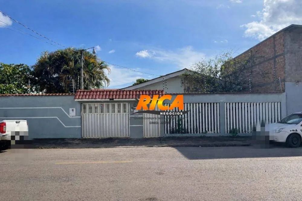 Casa, 4 quartos, 277 m² - Foto 2