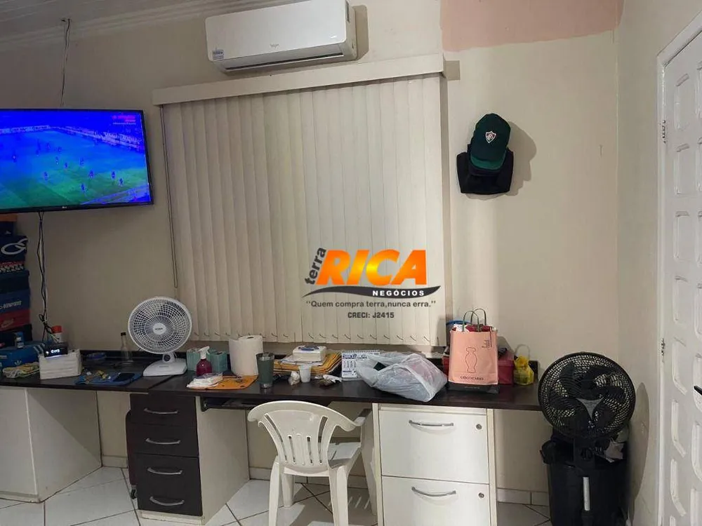 Casa, 4 quartos, 277 m² - Foto 3