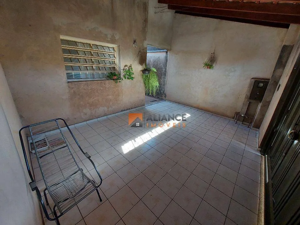 Casa, 3 quartos, 107 m² - Foto 2
