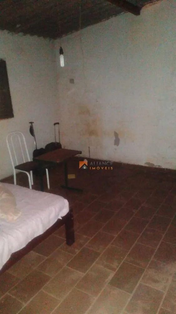 Casa, 2 quartos, 80 m² - Foto 1