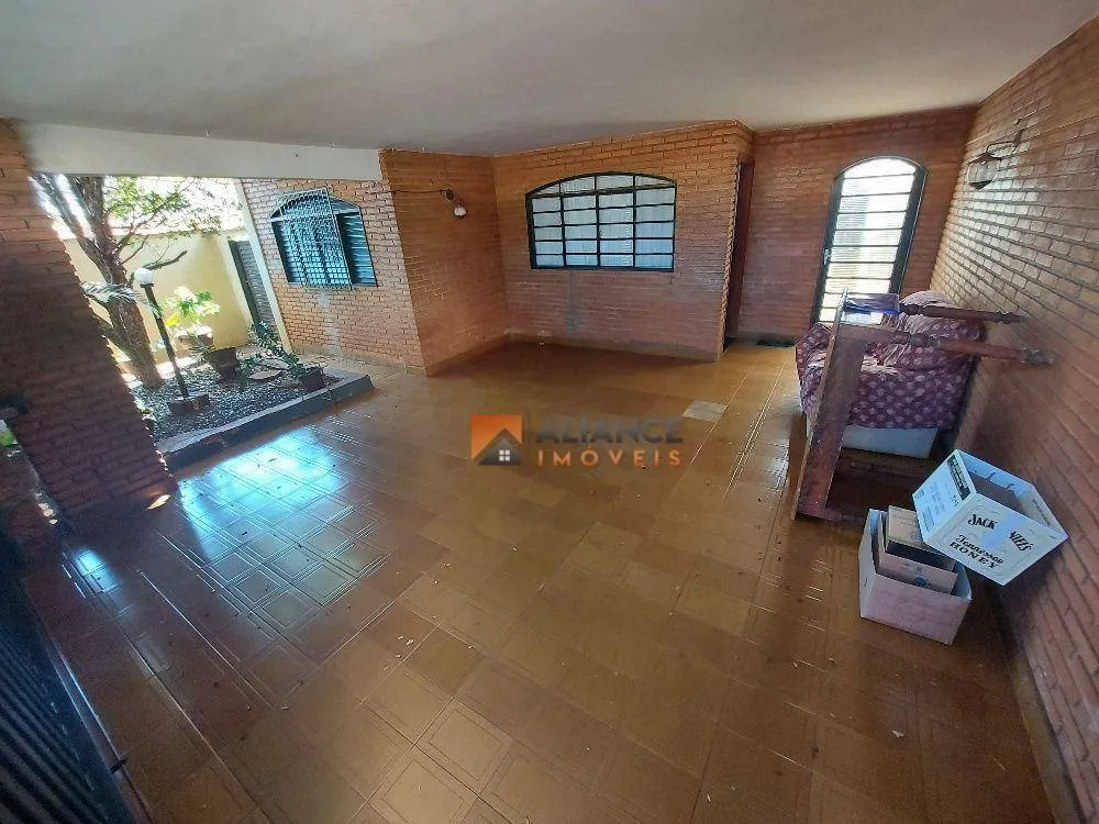 Casa, 3 quartos, 131 m² - Foto 3