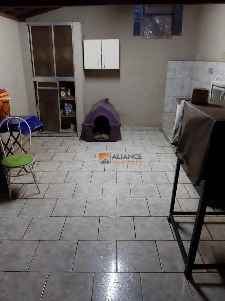 Casa, 3 quartos, 150 m² - Foto 4