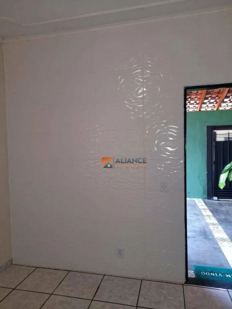 Casa, 3 quartos, 79 m² - Foto 3