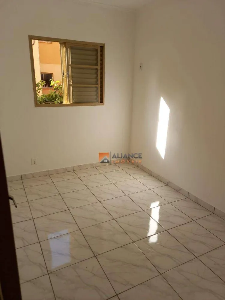 Apartamento, 2 quartos, 81 m² - Foto 4