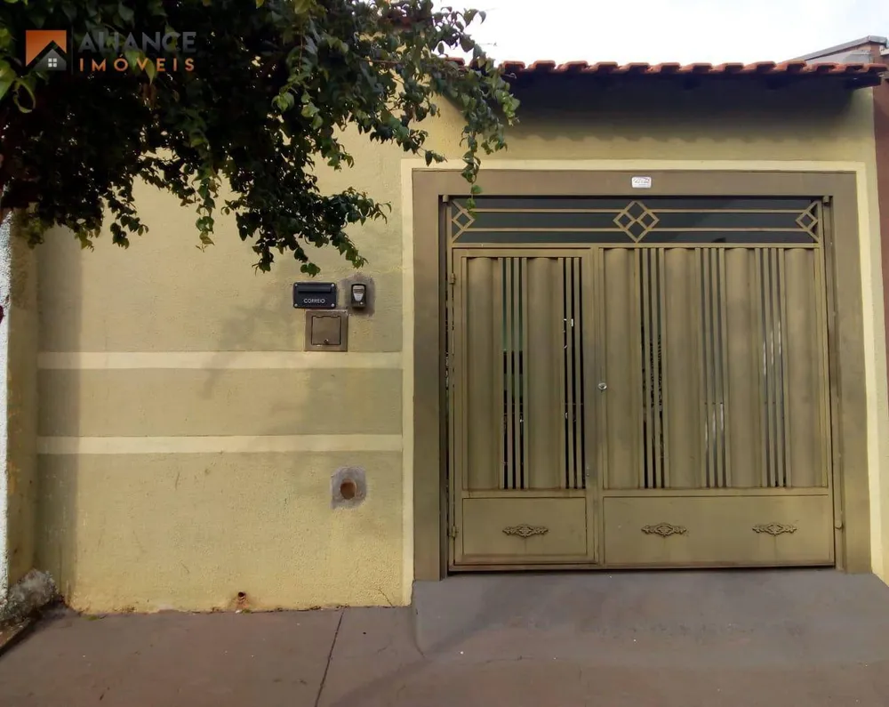 Casa, 3 quartos, 68 m² - Foto 1