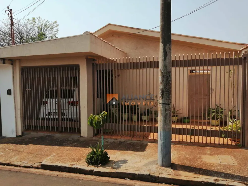 Casa, 2 quartos, 163 m² - Foto 1