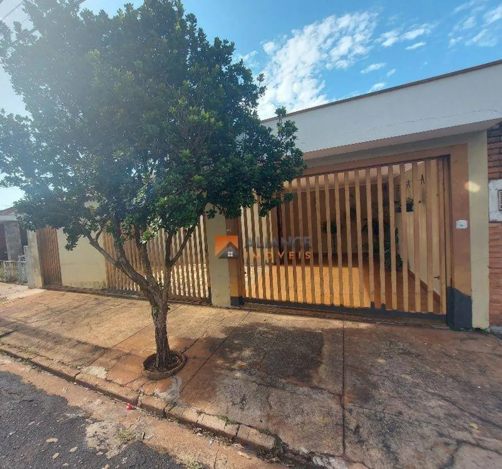 Casa, 3 quartos, 226 m² - Foto 3