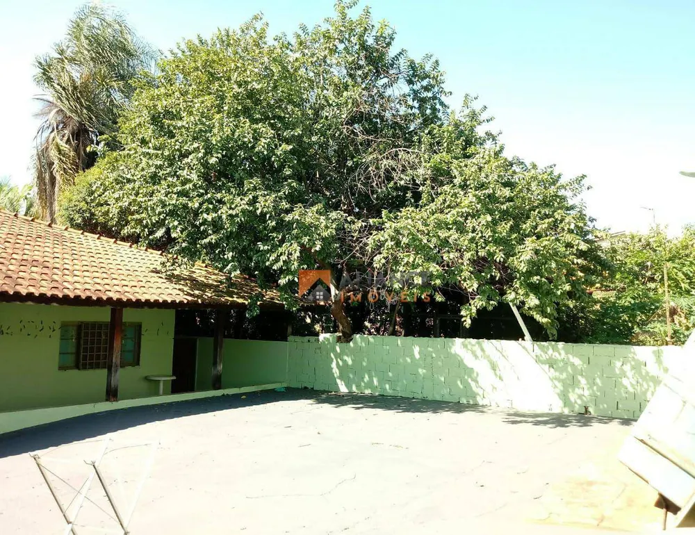 Chácara, 3 quartos, 840 m² - Foto 2