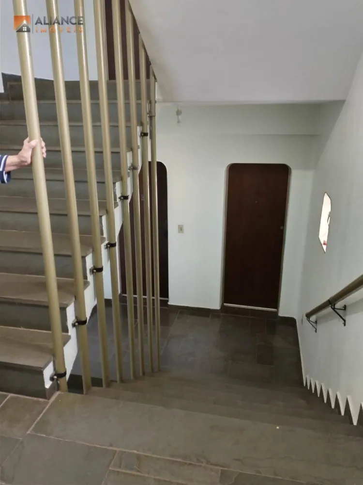 Apartamento, 3 quartos, 100 m² - Foto 2