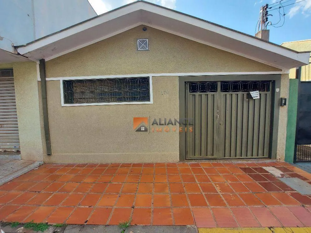Casa, 3 quartos, 108 m² - Foto 1