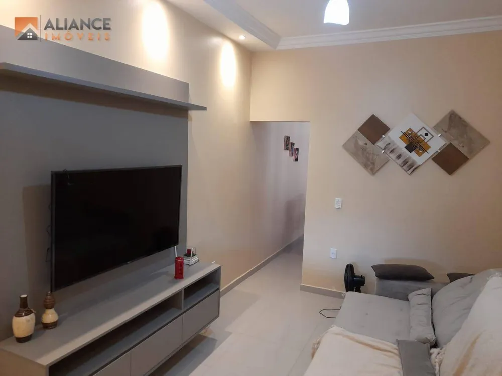 Casa, 3 quartos, 135 m² - Foto 3