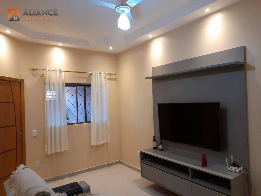 Casa, 3 quartos, 135 m² - Foto 4