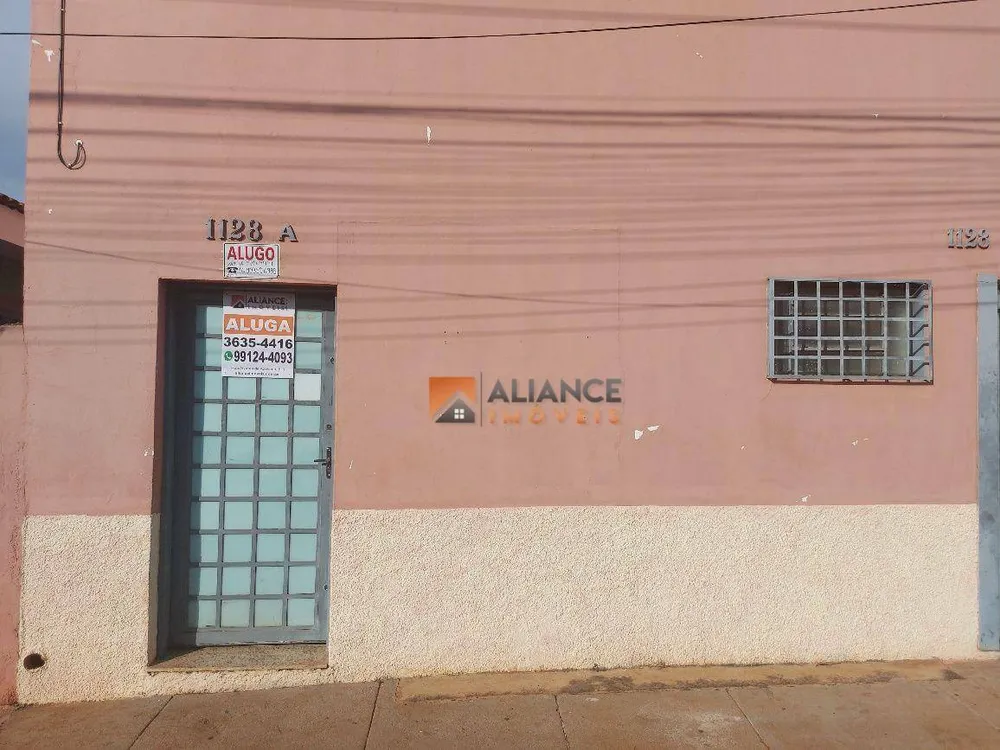 Loja-Salão, 30 m² - Foto 1