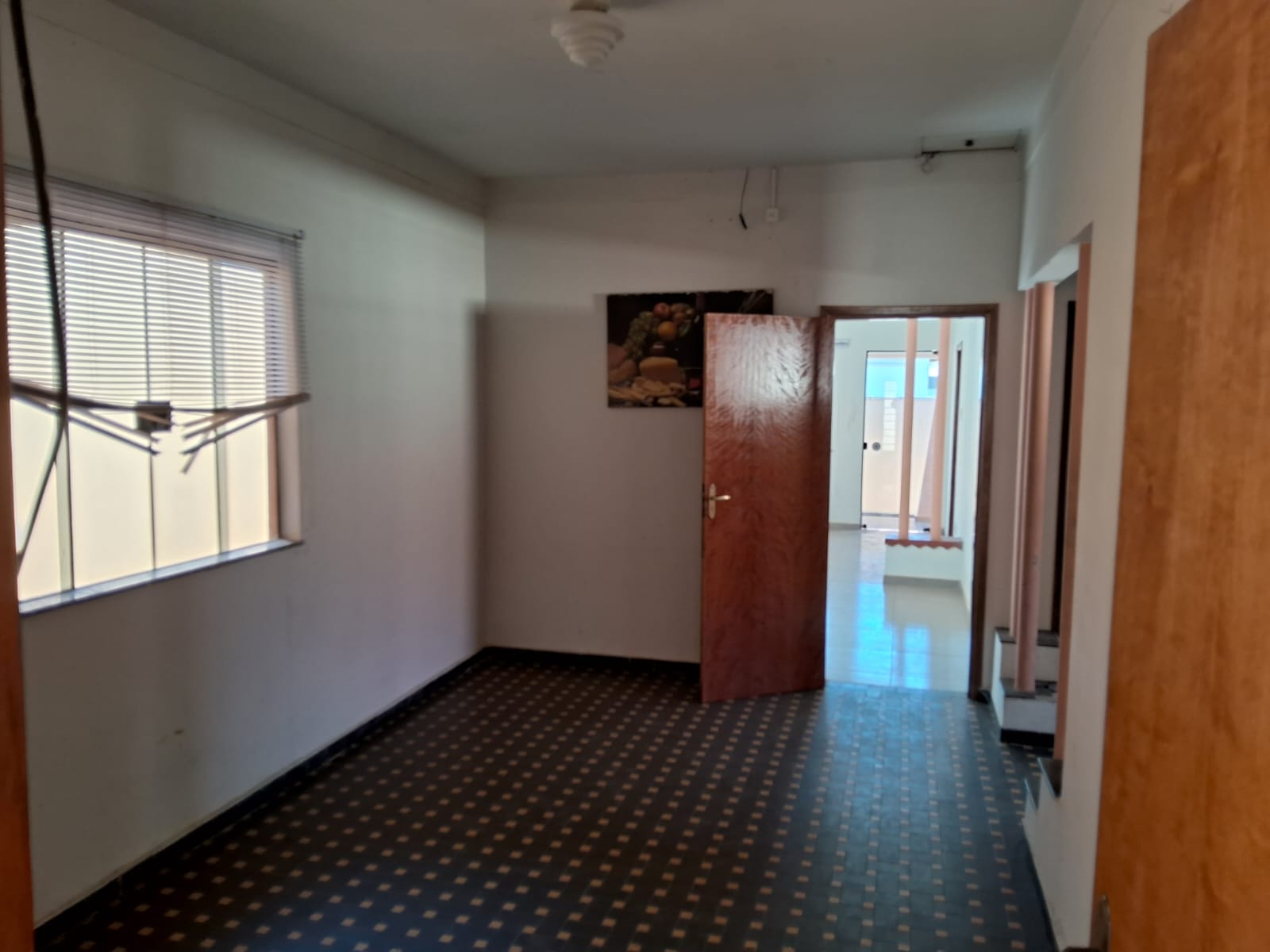 Casa Comercial à venda com 5 quartos, 243m² - Foto 13