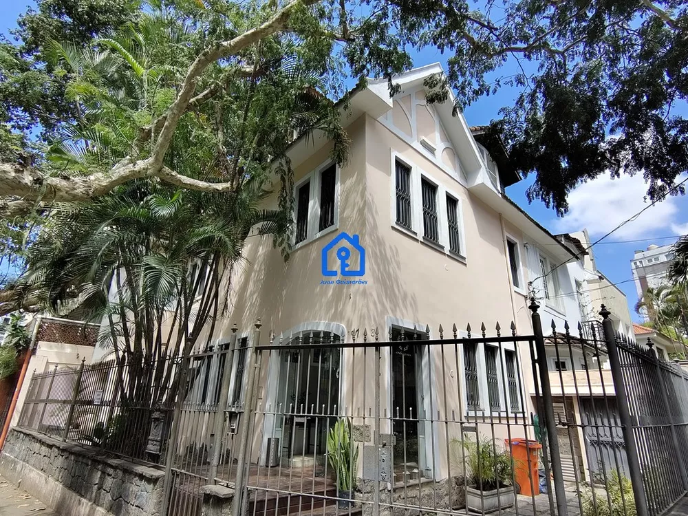 Sobrado, 5 quartos, 206 m² - Foto 1