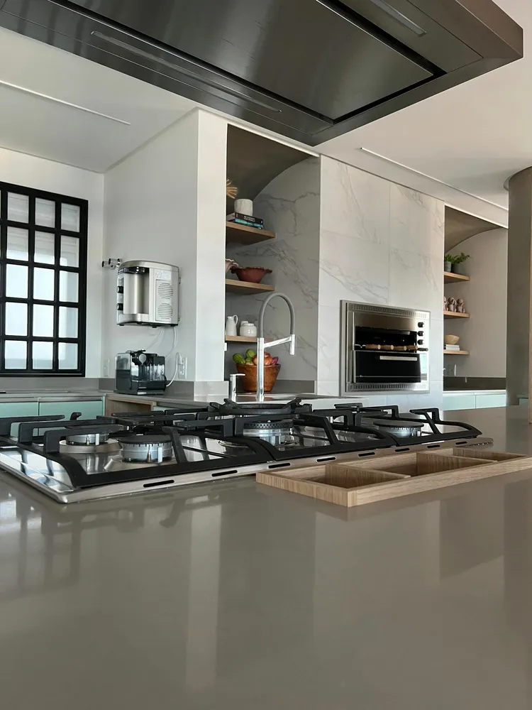 Apartamento, 3 quartos, 222 m² - Foto 1