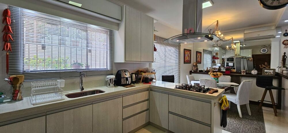 Casa à venda com 3 quartos, 280m² - Foto 15