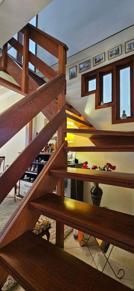 Casa à venda com 3 quartos, 280m² - Foto 2