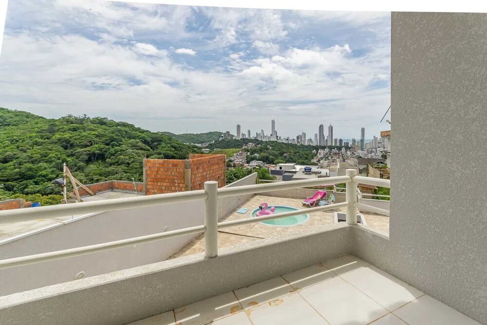 Casa à venda com 4 quartos, 257 - Foto 6