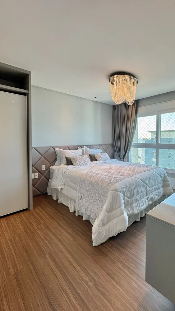 Apartamento, 3 quartos, 172 m² - Foto 1