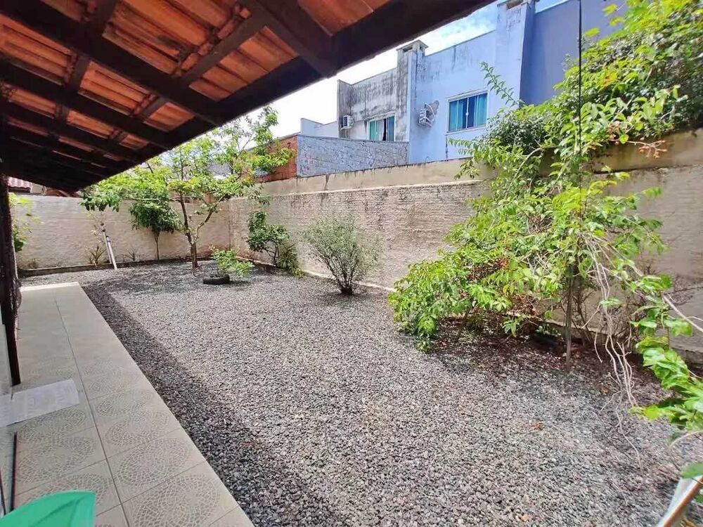Casa à venda com 2 quartos, 300 - Foto 4