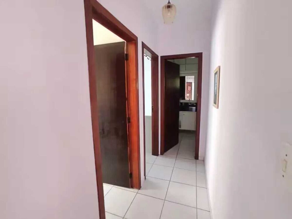 Casa à venda com 2 quartos, 300 - Foto 2