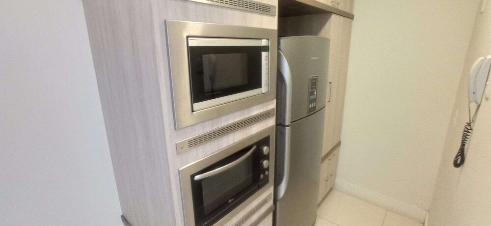 Apartamento à venda com 3 quartos, 92m² - Foto 2