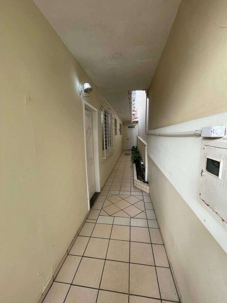 Casa à venda com 4 quartos, 340m² - Foto 7