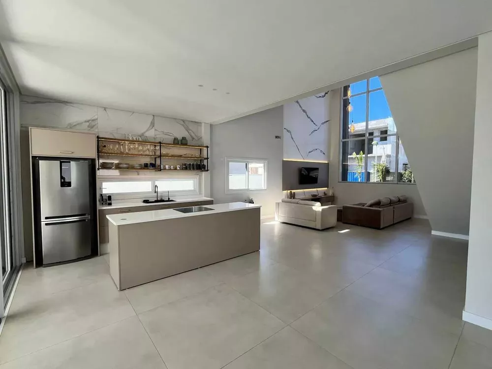 Casa, 4 quartos - Foto 1