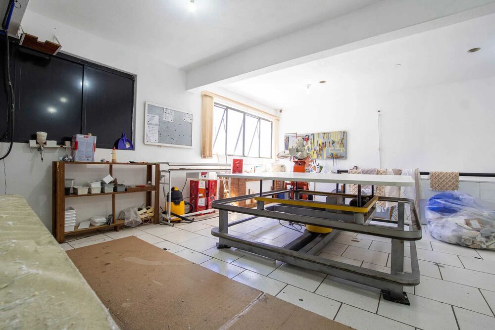 Prédio Inteiro à venda com 8 quartos, 700 - Foto 10