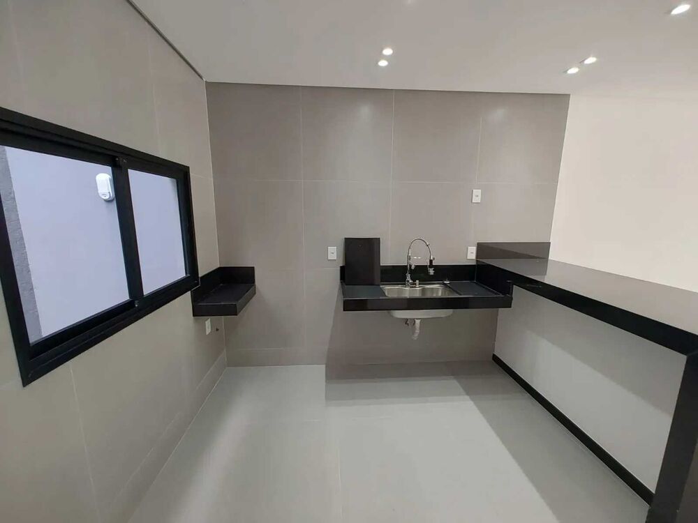 Casa à venda com 2 quartos, 130 - Foto 2
