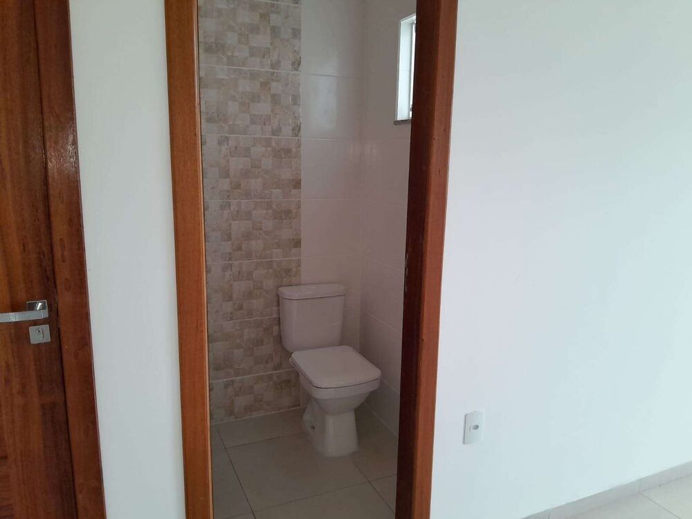 Casa à venda com 2 quartos, 89m² - Foto 1