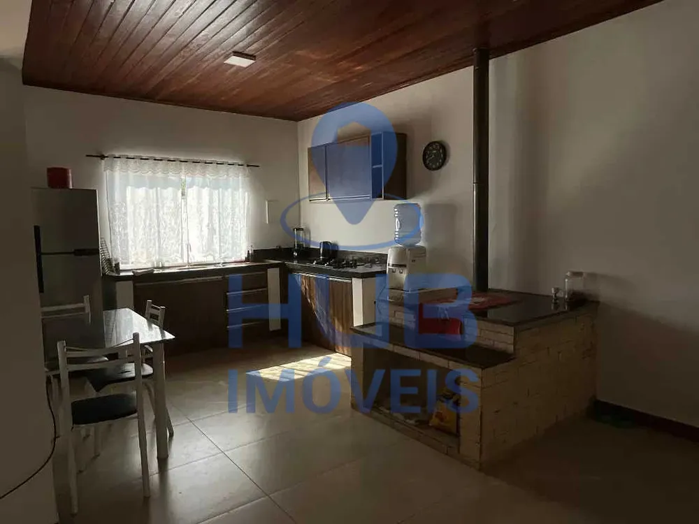 Chácara, 2 quartos, 940 m² - Foto 2