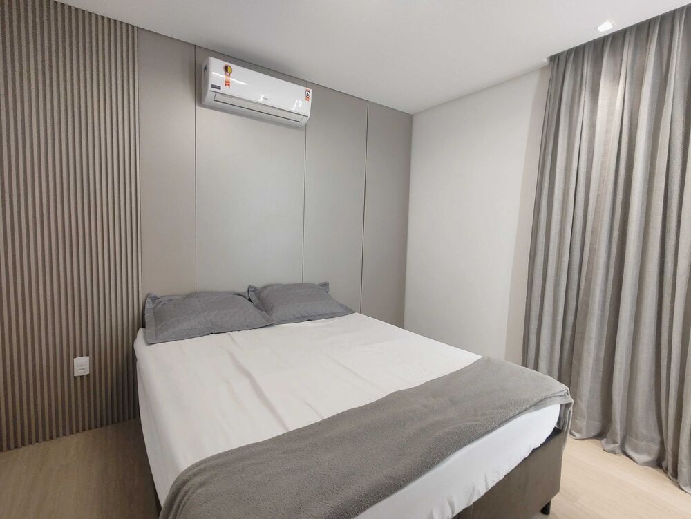 Casa à venda com 3 quartos, 188 - Foto 1